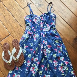 American Eagle Floral Dress- Sweetheart neck